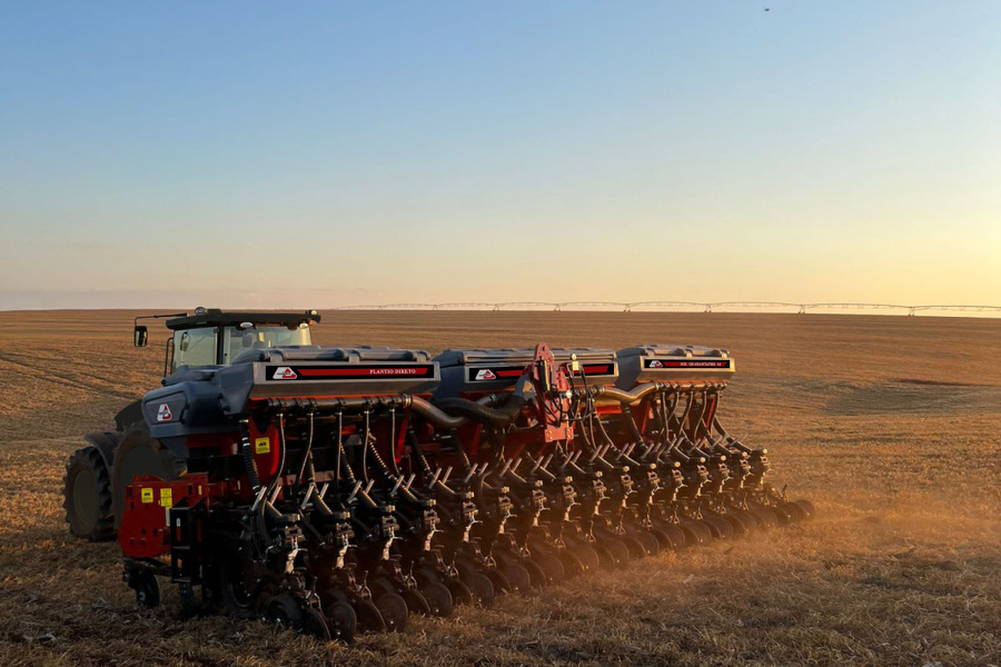 EXPOINTER: Semeato celebra 60 anos e reforça legado de pioneirismo no plantio direto durante a Expointer 2025